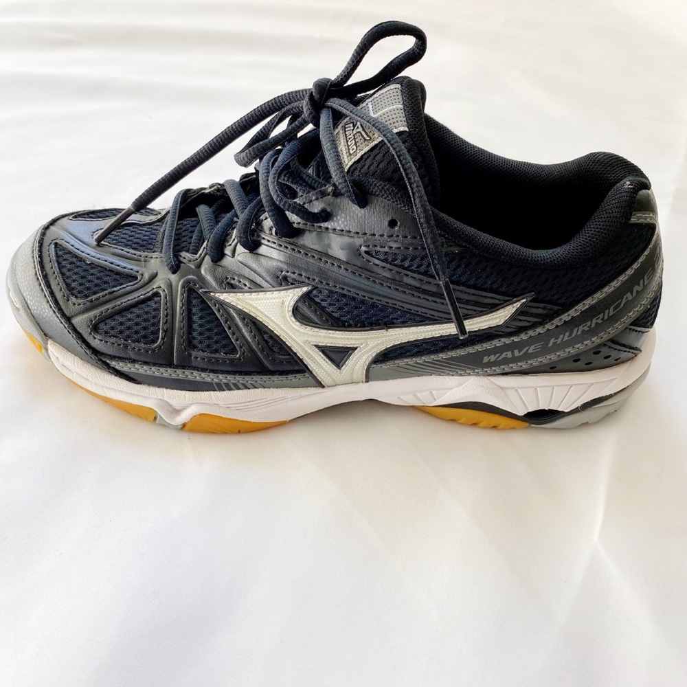 Mizuno Hurricane 2 Volleyball Shoes